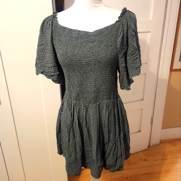 SHEIN Women's Smocked Square Neck Ruffle Bottom Top - Picture 2 of 10